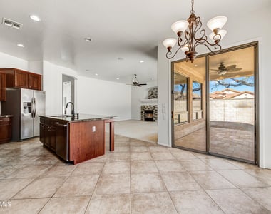 35513 N 31st Drive - Photo Thumbnail 10
