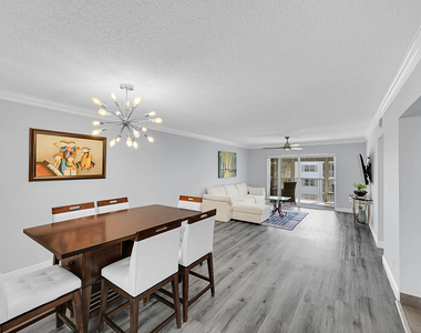 800 E Camino Real - Photo Thumbnail 5