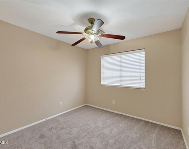 20270 N 82nd Lane - Photo Thumbnail 19