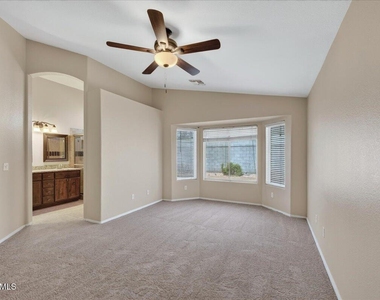 20270 N 82nd Lane - Photo Thumbnail 13