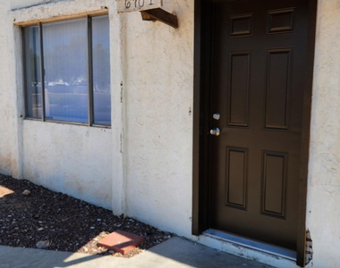6701 N 27th Avenue - Photo Thumbnail 9