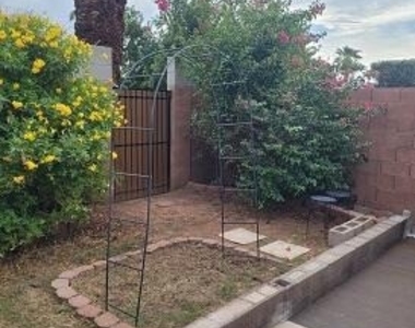 4437 E Hubbell Street - Photo Thumbnail 15