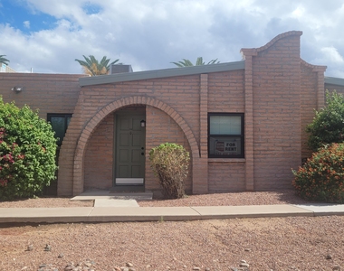 4437 E Hubbell Street - Photo Thumbnail 20