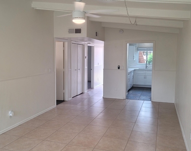 4437 E Hubbell Street - Photo Thumbnail 6