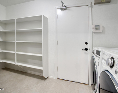 5141 E Mark Lane - Photo Thumbnail 5