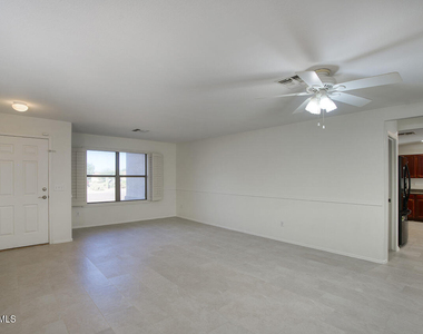 5141 E Mark Lane - Photo Thumbnail 1