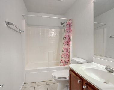 5141 E Mark Lane - Photo Thumbnail 13