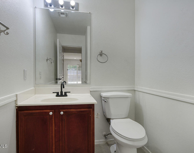 5141 E Mark Lane - Photo Thumbnail 6