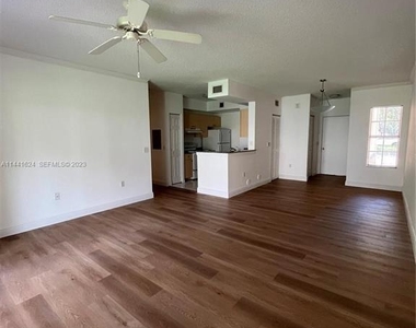 2492 Centergate Drive - Photo Thumbnail 3
