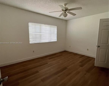 2492 Centergate Drive - Photo Thumbnail 9
