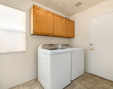 1590 W Dublin Court - Photo Thumbnail 25