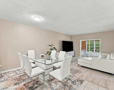 1117 Lake Terrace - Photo Thumbnail 2