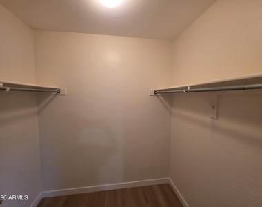43921 W Sagebrush Trail - Photo Thumbnail 7