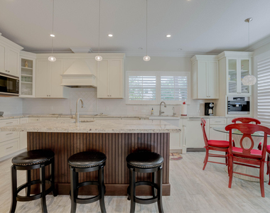 2043 Staysail Lane - Photo Thumbnail 11