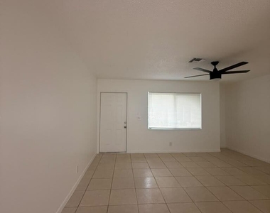 4165 42nd Avenue S - Photo Thumbnail 7