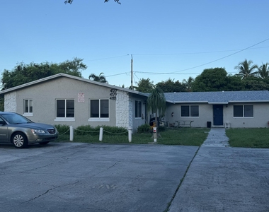4165 42nd Avenue S - Photo Thumbnail 2