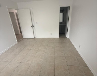4165 42nd Avenue S - Photo Thumbnail 12