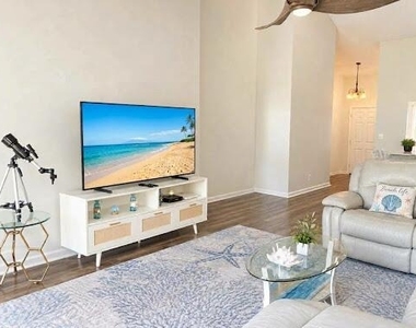 2105 Landings Boulevard - Photo Thumbnail 5