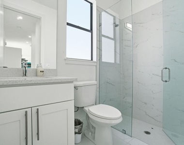 259 Grant Boulevard - Photo Thumbnail 4