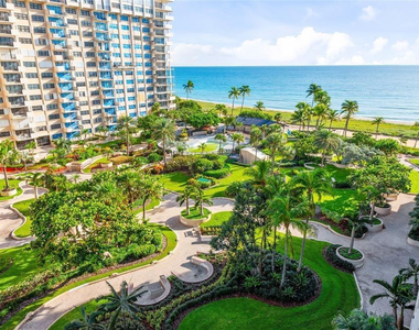 5000 N Ocean Boulevard - Photo Thumbnail 1