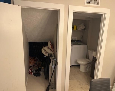 5584 Nw 59th Place - Photo Thumbnail 15