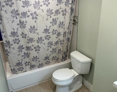 5584 Nw 59th Place - Photo Thumbnail 24