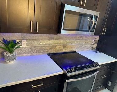 5584 Nw 59th Place - Photo Thumbnail 2