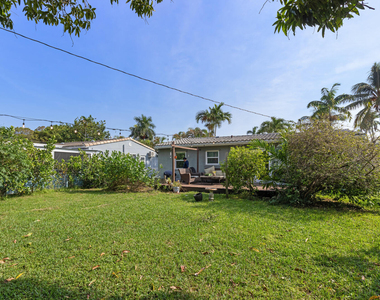 1429 Hayes Street - Photo Thumbnail 18