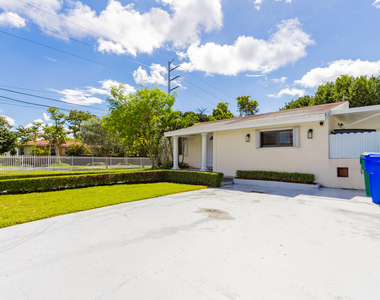 4300 Sw 5th Terrace - Photo Thumbnail 35
