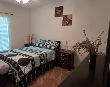 5838 Nw Gillespie Avenue - Photo Thumbnail 11