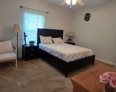 5838 Nw Gillespie Avenue - Photo Thumbnail 10