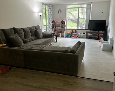 3720 Inverrary Drive - Photo Thumbnail 2
