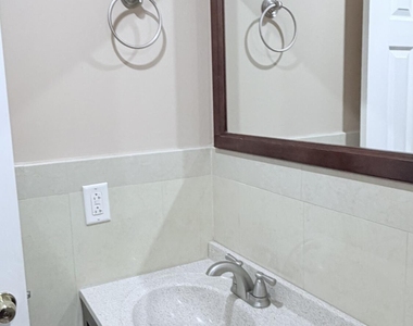 4554 Sunset Lane - Photo Thumbnail 22