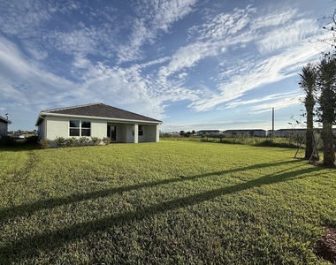 13663 Sw Vermillion Circle - Photo Thumbnail 26