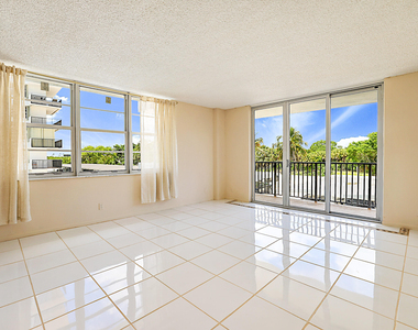 2121 N Ocean Boulevard - Photo Thumbnail 1