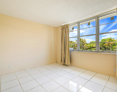 2121 N Ocean Boulevard - Photo Thumbnail 25