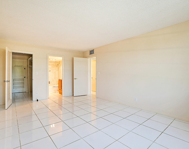 2121 N Ocean Boulevard - Photo Thumbnail 20