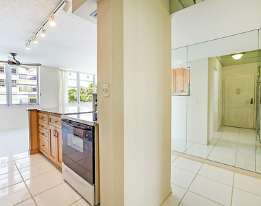 2121 N Ocean Boulevard - Photo Thumbnail 16