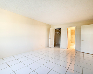 2121 N Ocean Boulevard - Photo Thumbnail 19