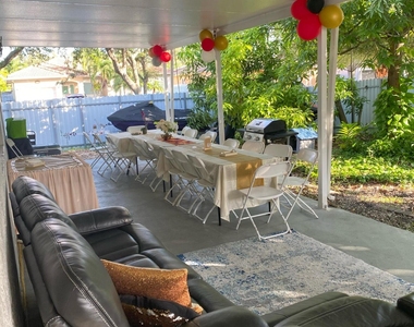 16307 Nw 91st Avenue - Photo Thumbnail 8
