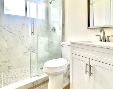 1713 Carriage Brooke Drive - Photo Thumbnail 11
