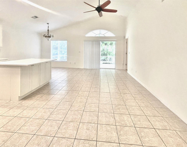 1713 Carriage Brooke Drive - Photo Thumbnail 4