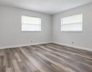 3970 Nw 31st Terrace - Photo Thumbnail 9
