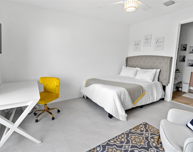 410 Ne 36th Street - Photo Thumbnail 20