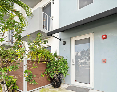 410 Ne 36th Street - Photo Thumbnail 24