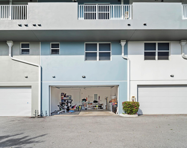 410 Ne 36th Street - Photo Thumbnail 6