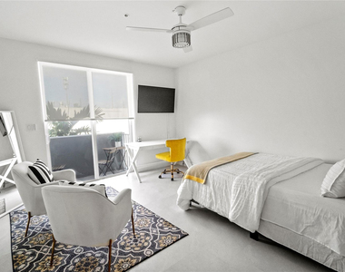410 Ne 36th Street - Photo Thumbnail 18