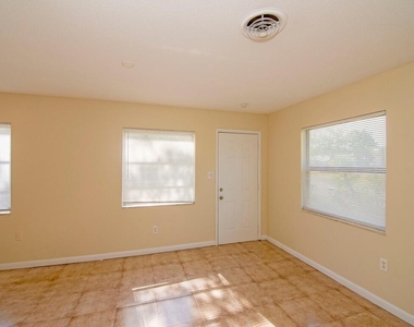 3131 Duban Terrace - Photo Thumbnail 7