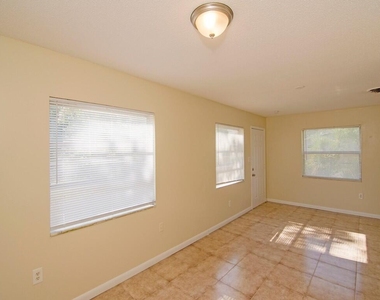 3131 Duban Terrace - Photo Thumbnail 5