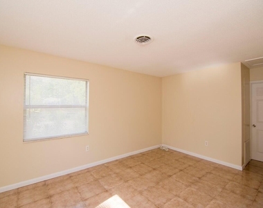3131 Duban Terrace - Photo Thumbnail 11